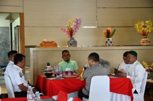 pemkab-morowali-hadiri-undangan-silaturahmi-bersama-kalla-toyota-morowali