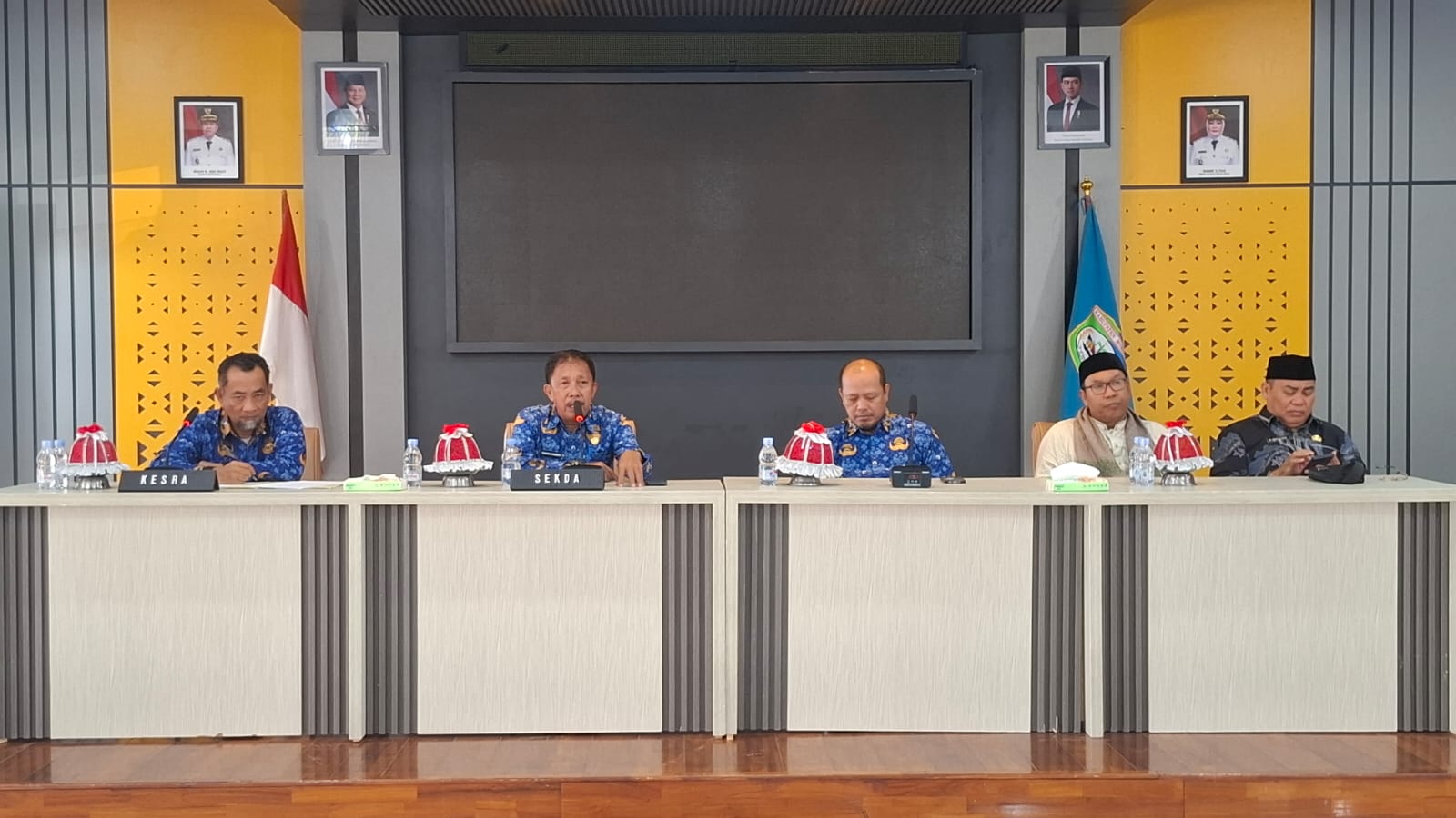 sekda-yusman-mahbub-pimpin-rapat-persiapan-safari-ramadan-1447-h-tekankan-kenyamanan-dai-dan-syiar-pembangunan