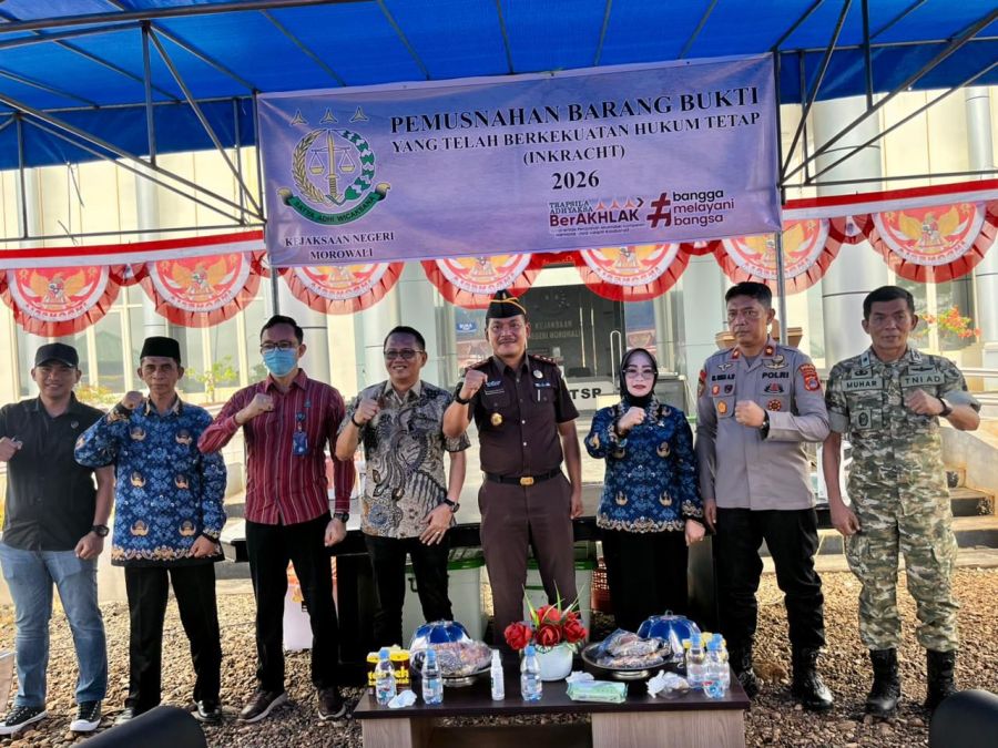 1742c998-30a1-45f7-9f5e-0e8d41d58420