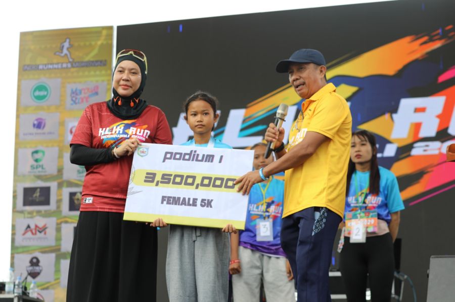 0253a0e9-9654-45dd-82d6-702b902d170c