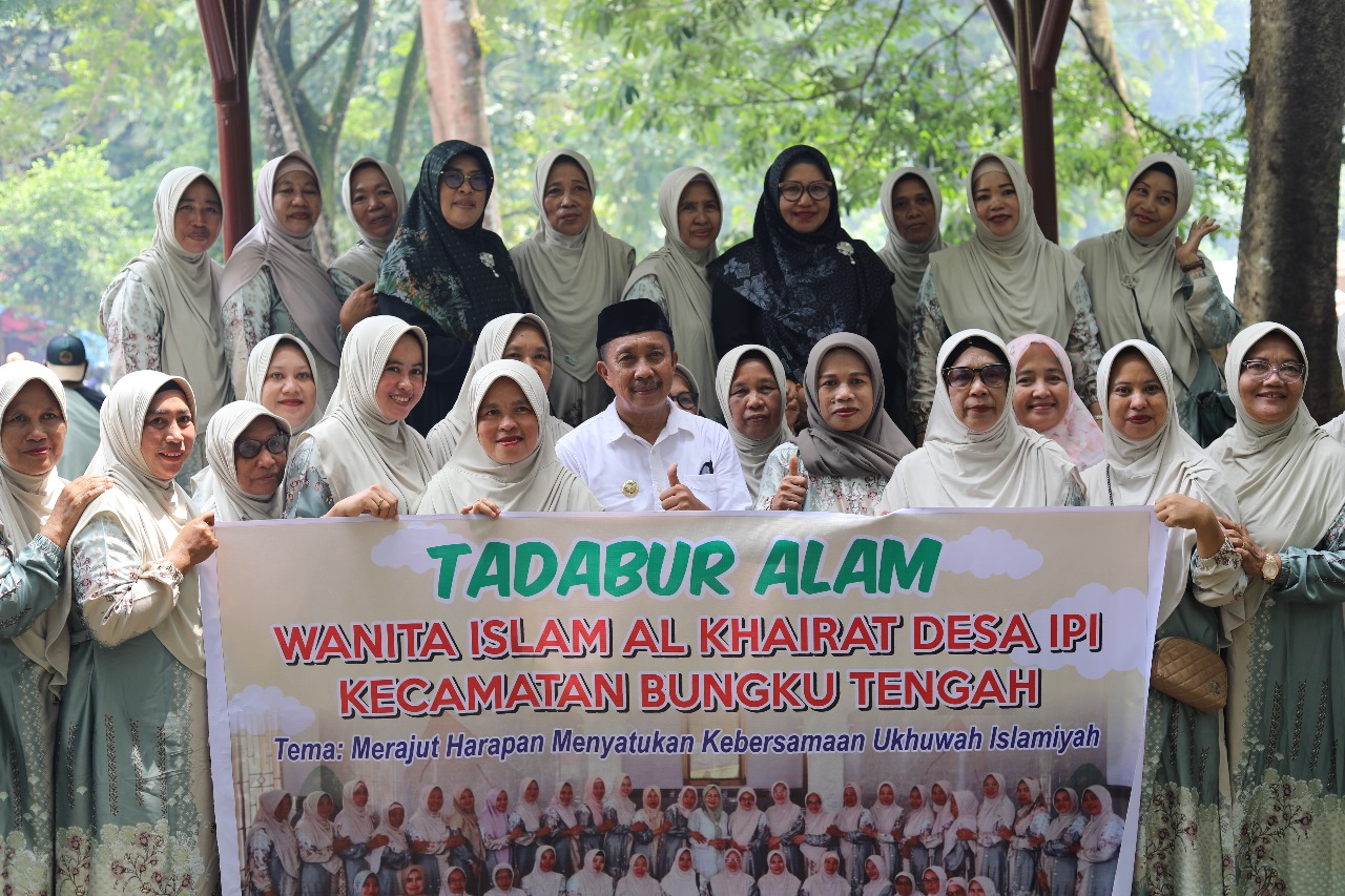 pj-bupati-yusman-mahbub-hadiri-tadabbur-alam-pengurus-wia-kecamatan-bungku-tengah