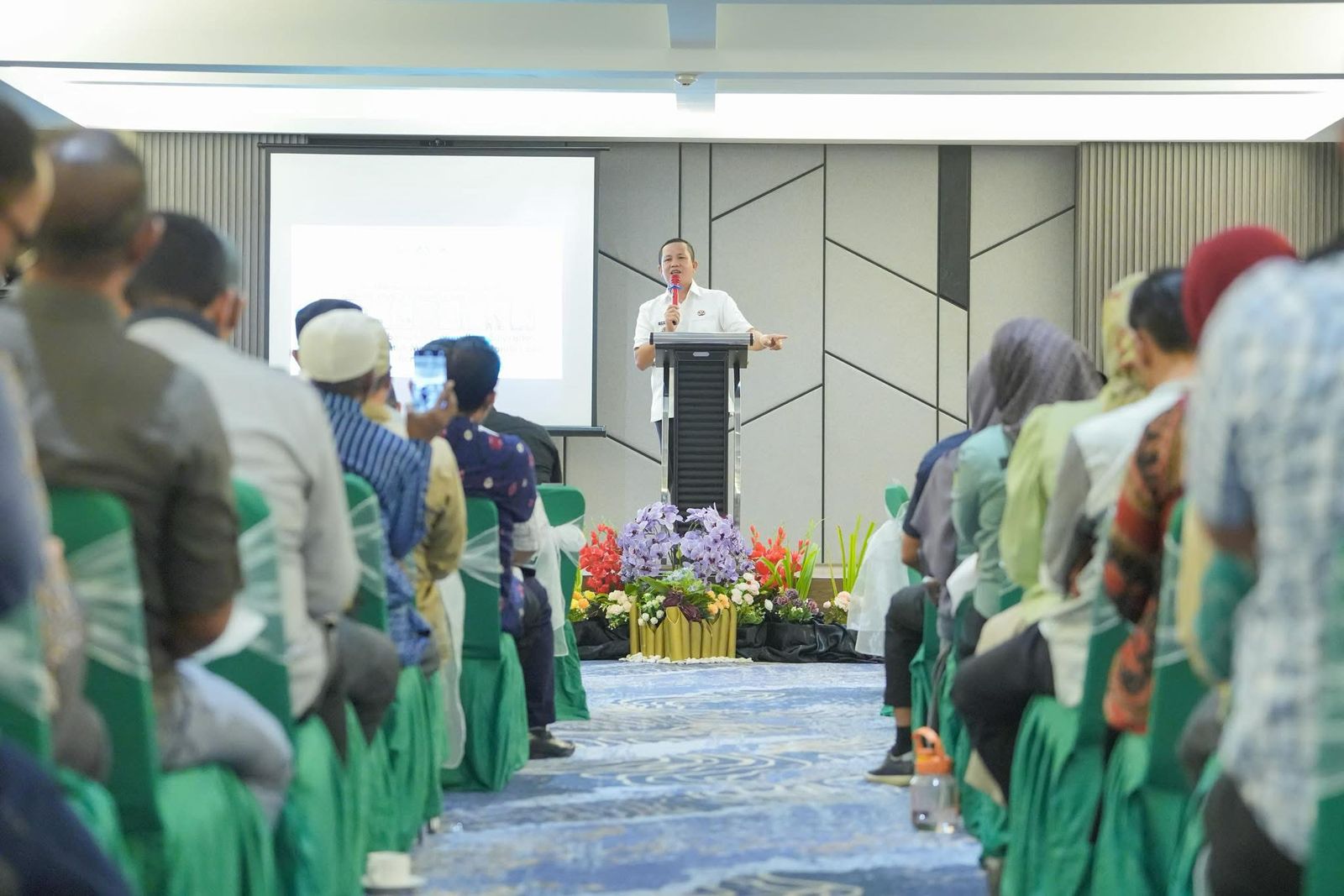 Bupati Morowali Iksan Tanggapi Kritik Masyarakat di Media Sosial: "Saya Justru Senang, Itu Tanda Saya Harus Berbenah"
