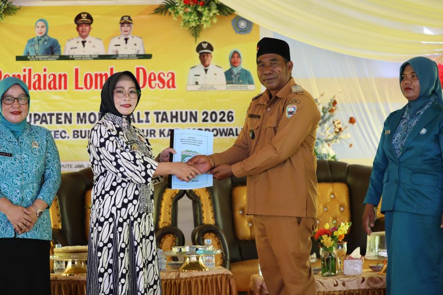 Wabup Morowali, Iriane Iliyas Dorong Desa One Pute Jaya Jadi Contoh Desa Bersih dan Mandiri