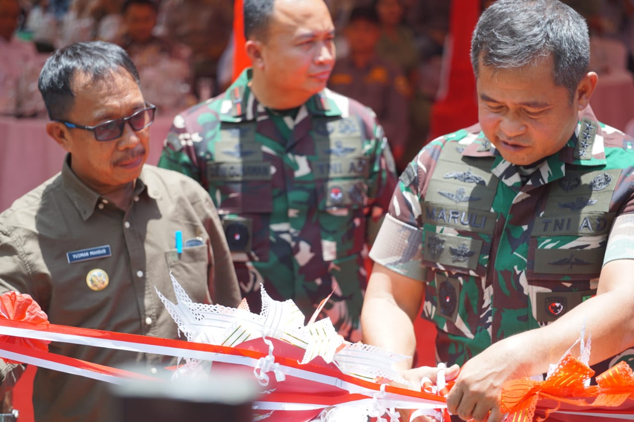 tni-ad-dan-pemerintah-morowali-bersinergi-program-manunggal-air-2024-resmi-beroperasi-di-desa-buleleng