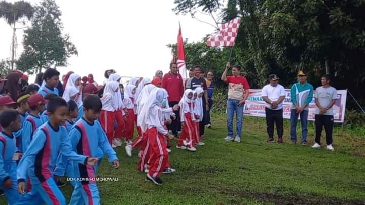 Bupati Morowali Buka Pordes II Desa Larobenu, Dirangkaikan Jalan Santai