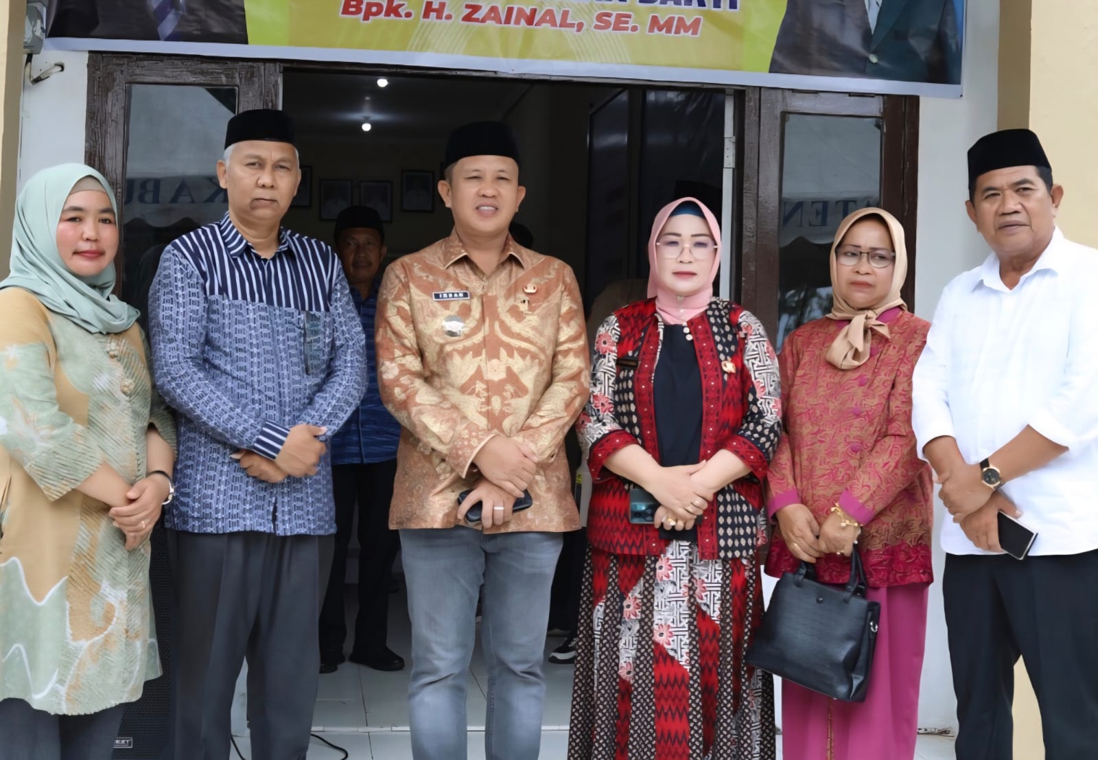 Bupati Iksan Lepas Purna Bhakti Kadis Perindag Morowali: Terima Kasih Atas Dedikasinya