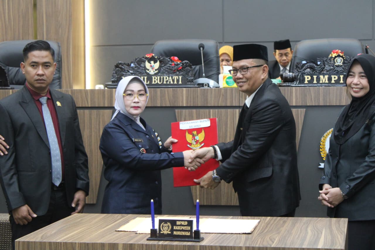 Wabup Iriane Iliyas Sampaikan Pendapat Bupati Atas Pandangan Umum Fraksi Tentang RAPBD TA 2026
