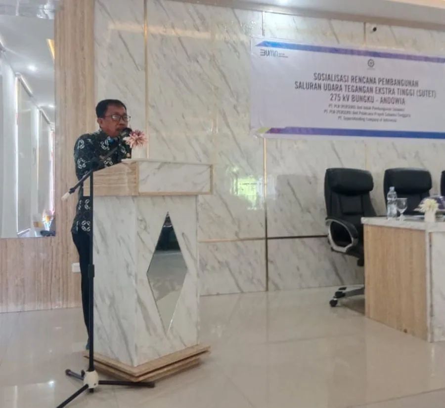 sekda-morowali-buka-sosialisasi-rencana-pembangunan-saluran-udara-tegangan-ekstra-tinggi-sutet-275-kv-bungku-andowia-pt-pln-uip-sulawesi