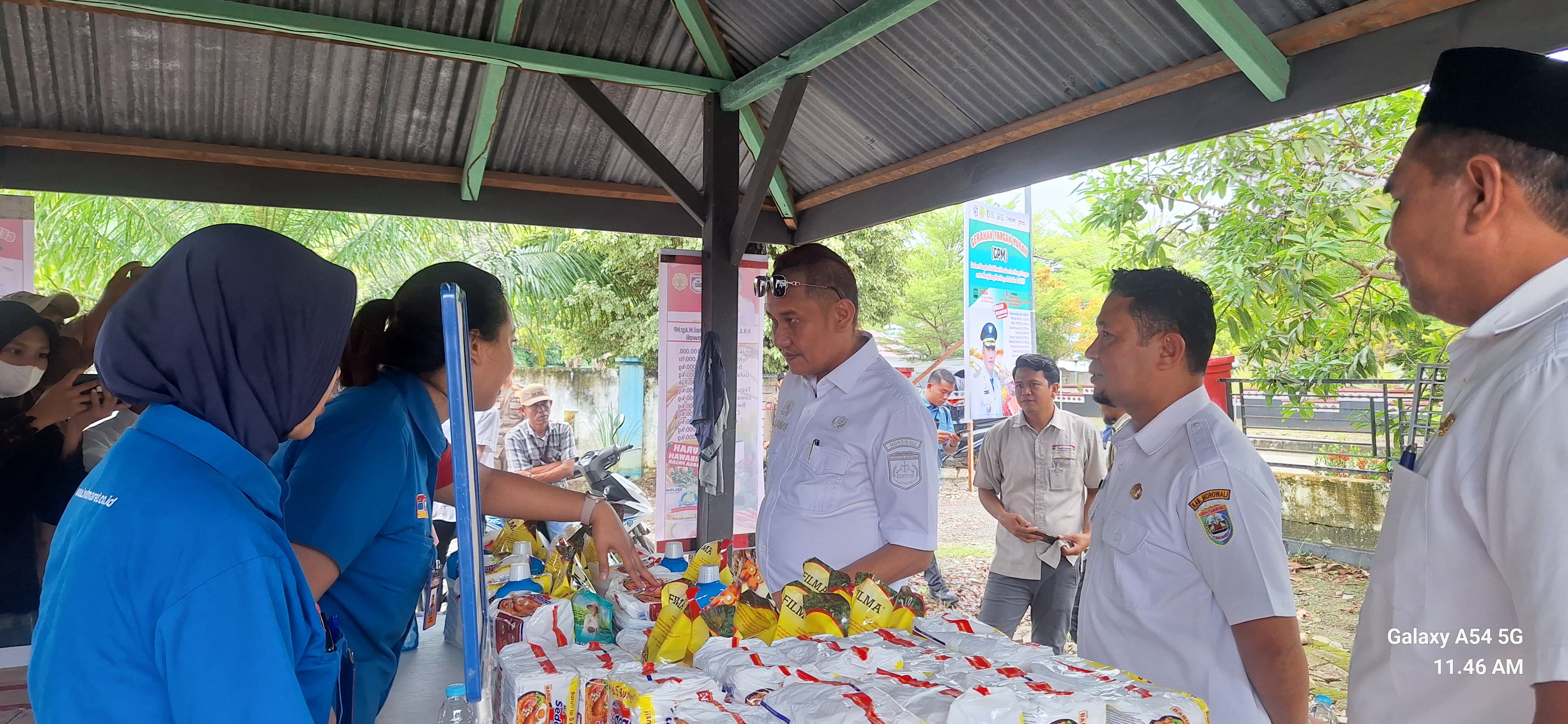 Pj Bupati Morowali, A.Rachmansyah Ismail Tinjau Pelaksanaan Gerakan Pangan Murah