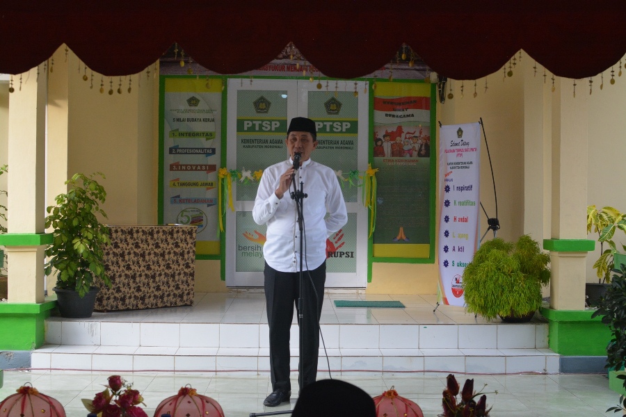 bupati-morowali-launching-ptsp-di-kantor-kemenag-morowali