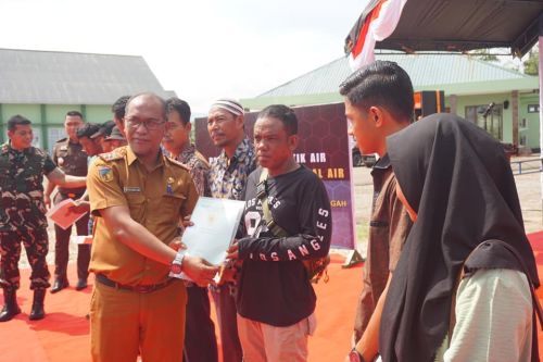 Wakili Pj Bupati Morowali, Staf Ahli Bid. Ekonomi Pembangunan dan Keuangan Hadiri Peresmian TNI Manunggal Air