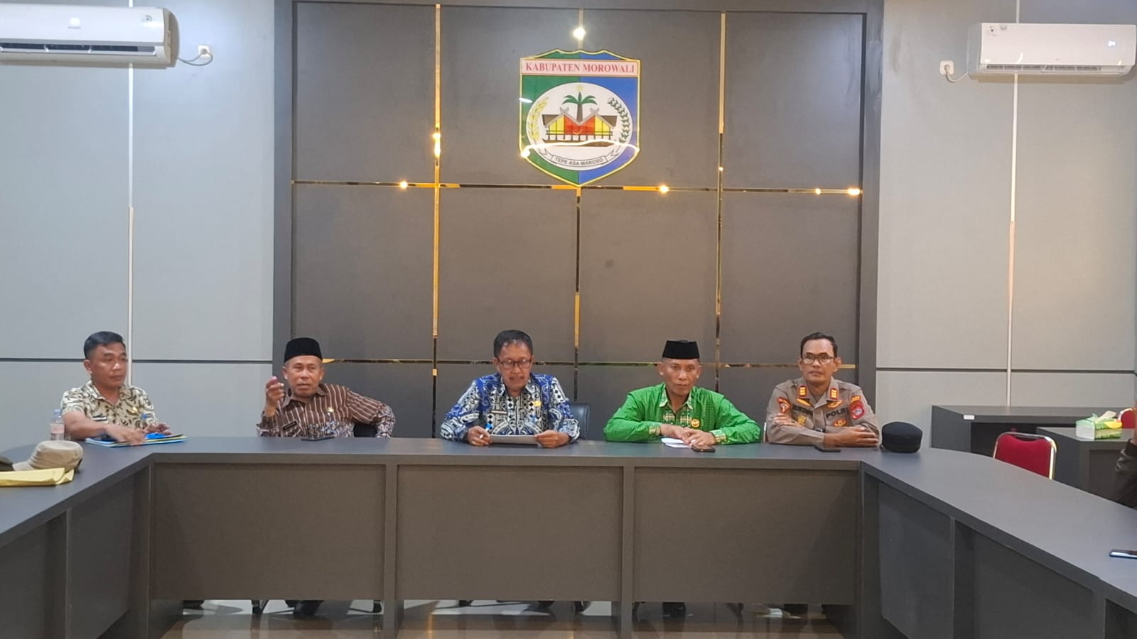 Sekda Morowali Kaji Tuntutan ‘’Gempar’’ Terkait Konflik Desa Pu’ungkoilu
