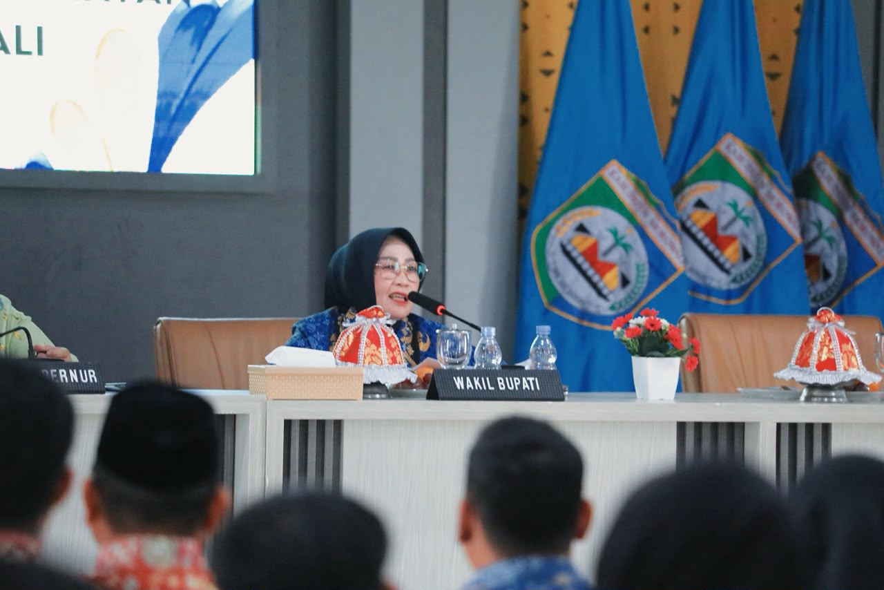 Pasien Harus Ditolong Lebih Dulu, Wabup Iriane Tegaskan Administrasi Menyusul