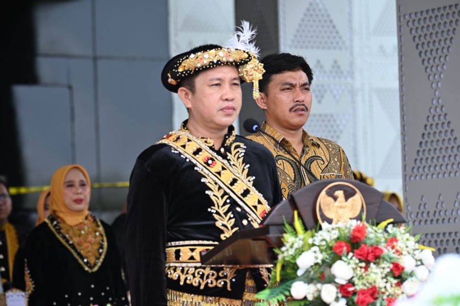 Bupati Iksan Pimpin Upacara Hardiknas 2025 di Morowali: Pendidikan Kunci Masa Depan Daerah