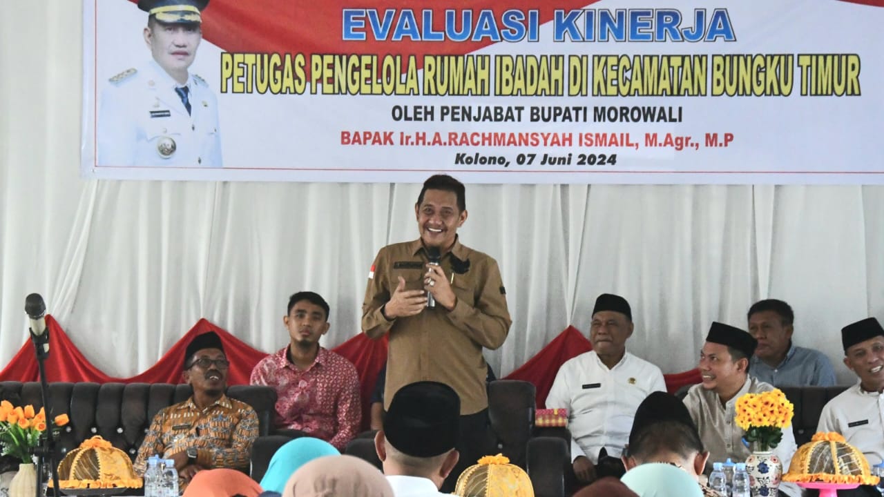 Kunker di Bungku Timur, Pj Bupati A Rachmansyah Ismail Naikan Insentif Pengurus Rumah Ibadah hingga Tuntaskan Persoalan di Desa