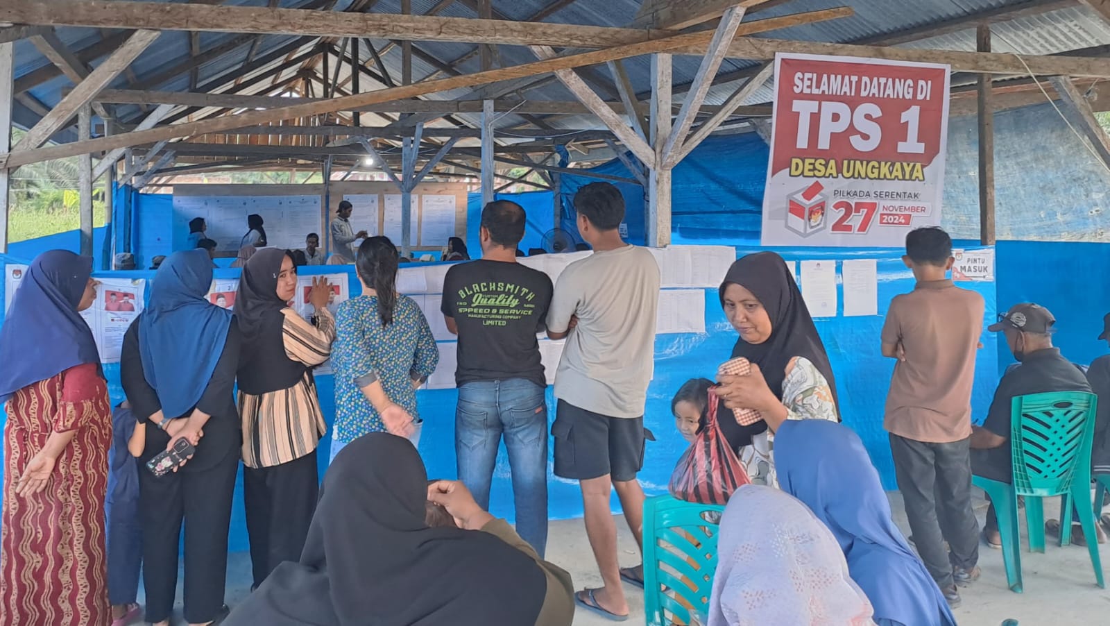 Pastikan Pilkada Serentak 2024 Berjalan Lancar dan Kondusif, Pemkab Morowali Tinjau Titik Lokasi TPS