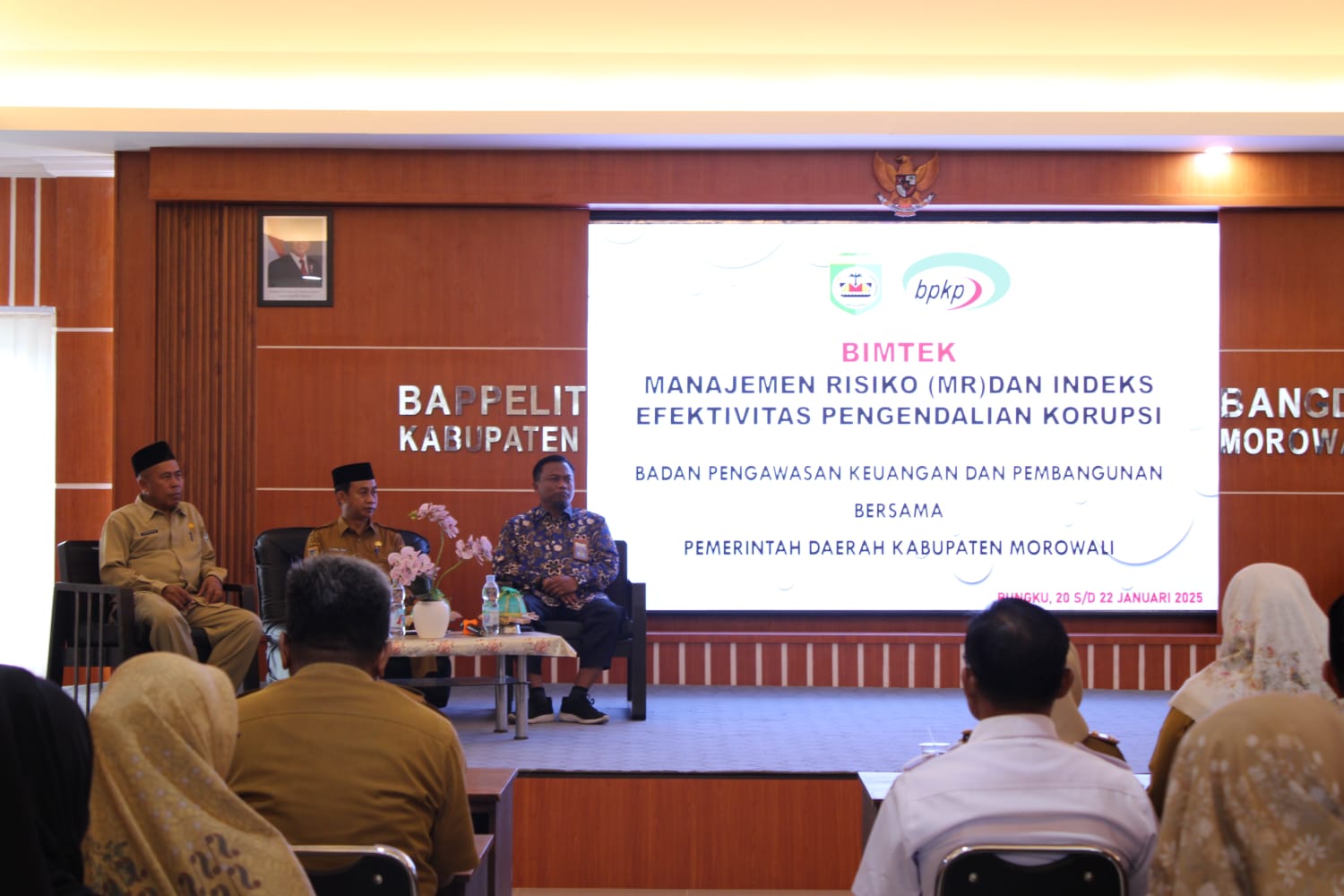 Wakili Pj Bupati Morowali, Asisten III Buka Bimtek Manajemen Risiko dan Indeks Efektivitas Pengendalian Korupsi