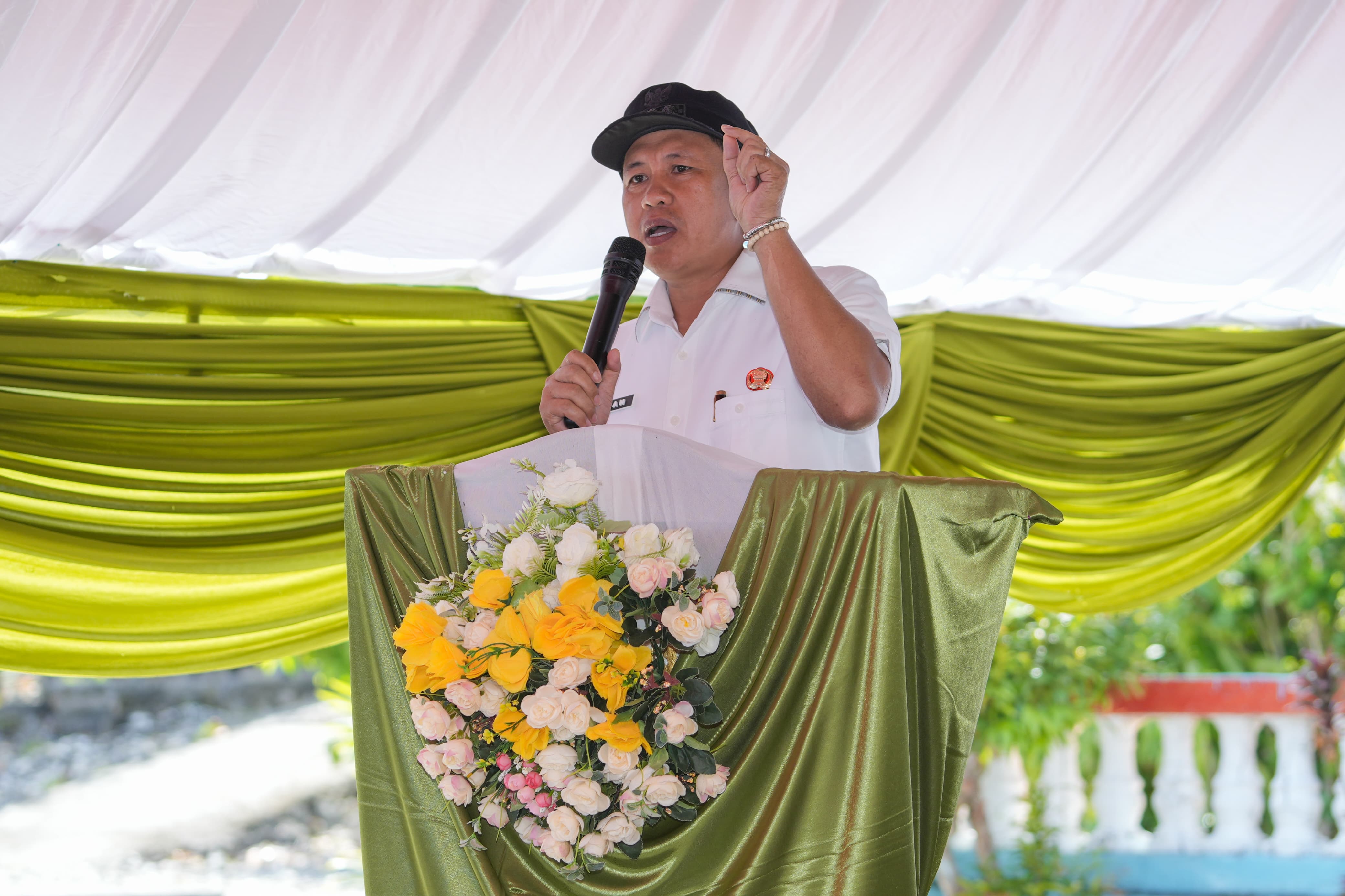 Bupati Iksan Bergerak Cepat Atasi Krisis Listrik di Menui Kepulauan