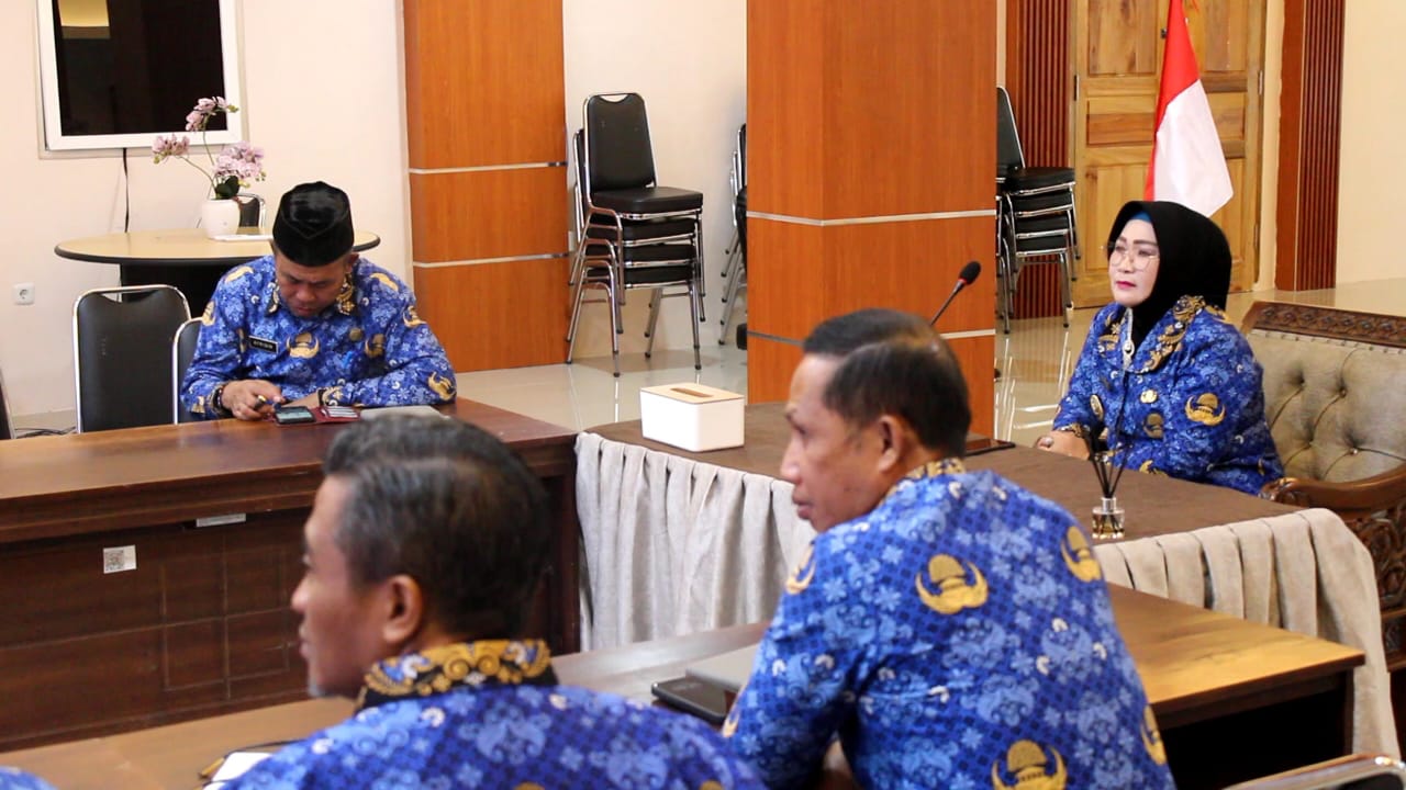 Wabup Iriane Iliyas Ikuti Rakor Penyelenggaraan Pemerintahan Daerah secara Virtual