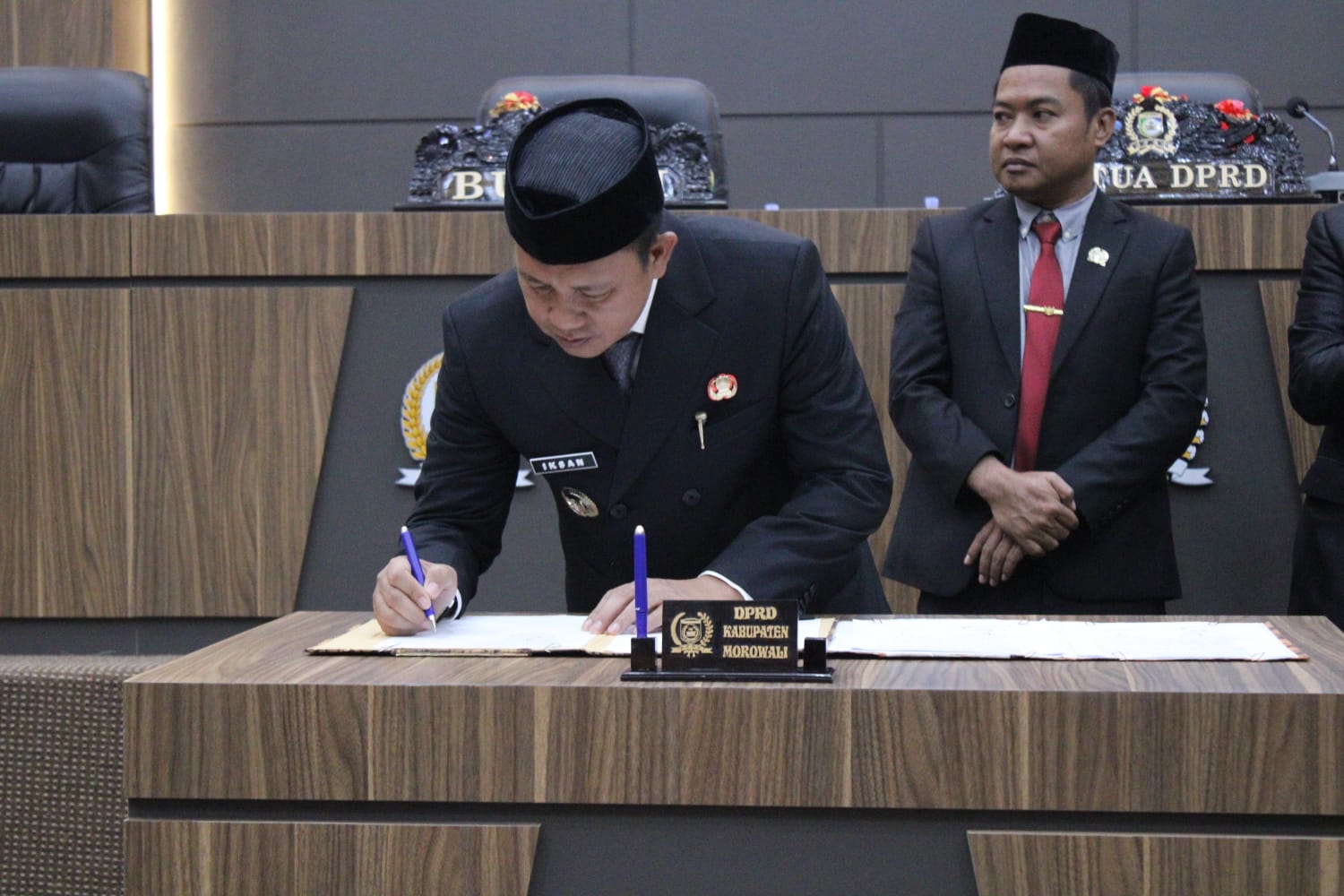 Bupati Iksan dan DPRD Teken Nota Kesepakatan Ranwal RPJMD Morowali 2025-2029