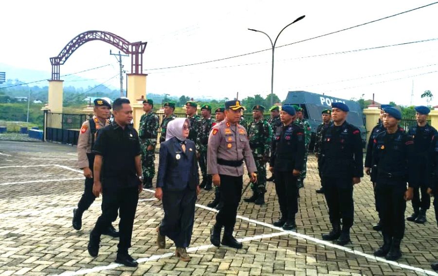 Bertindak Sebagai Irup Apel Operasi Ketupat Tinombala 2026, Wabup Iriane Iliyas Dukung Pengamanan Idul Fitri 1447 H/ 2026 M
