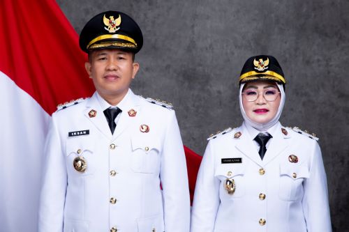 Iksan Baharudin Abd Rauf dan Iriane Iliyas Resmi Dilantik sebagai Bupati dan Wakil Bupati Morowali 2025-2030