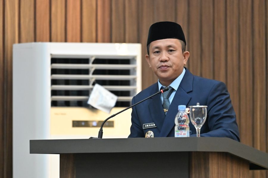 Bupati Iksan Sampaikan Nota Keuangan Raperda APBD 2026 di Rapat Paripurna DPRD Morowali