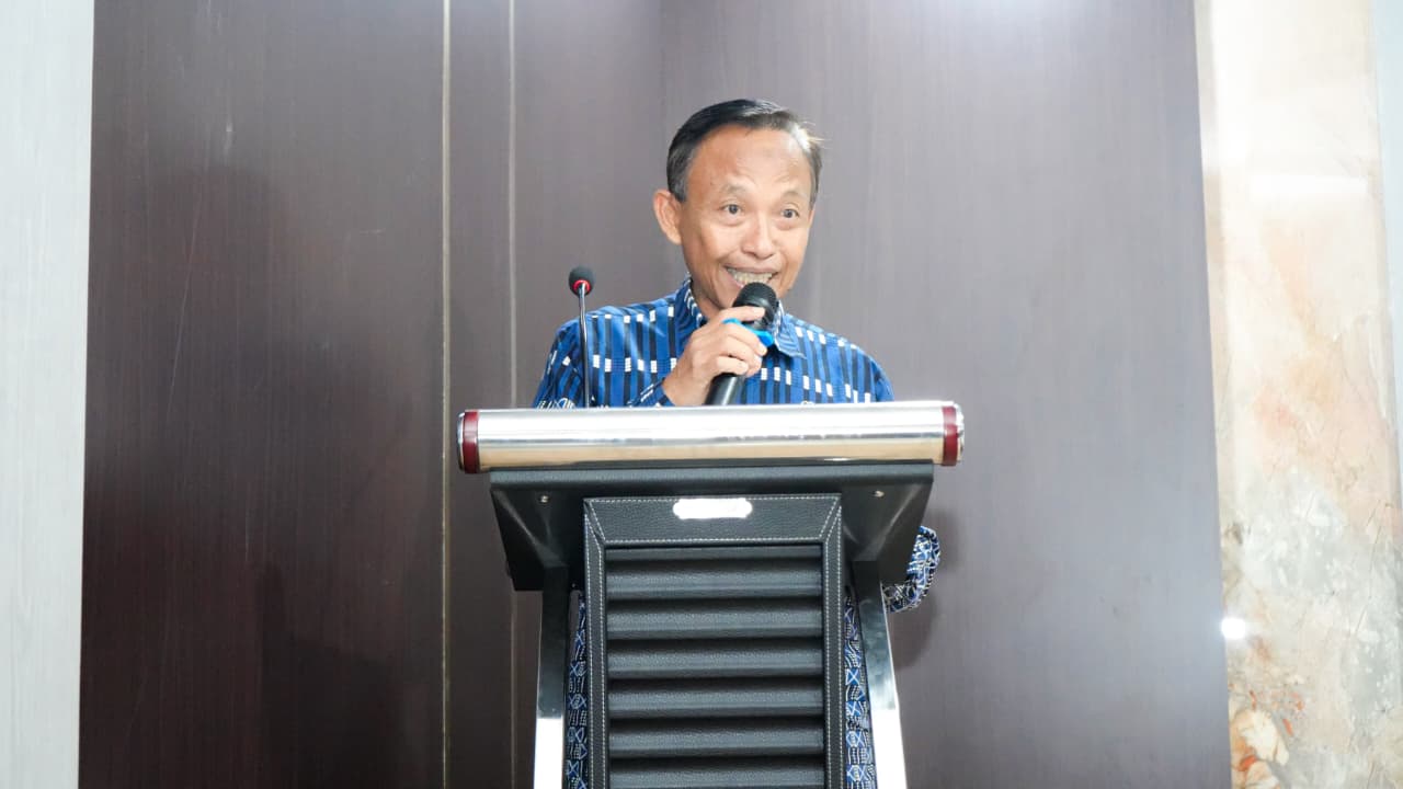 Mewakili Bupati Morowali, Staf Ahli Bambang S. Soerodjo Launching Sekolah Lansia Moroso