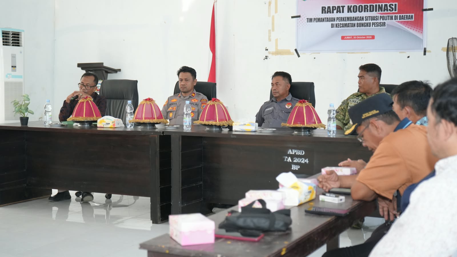 Kesbangpol Morowali Pantau Perkembangan Situasi Politik di Bungku Pesisir melalui Rapat Koordinasi